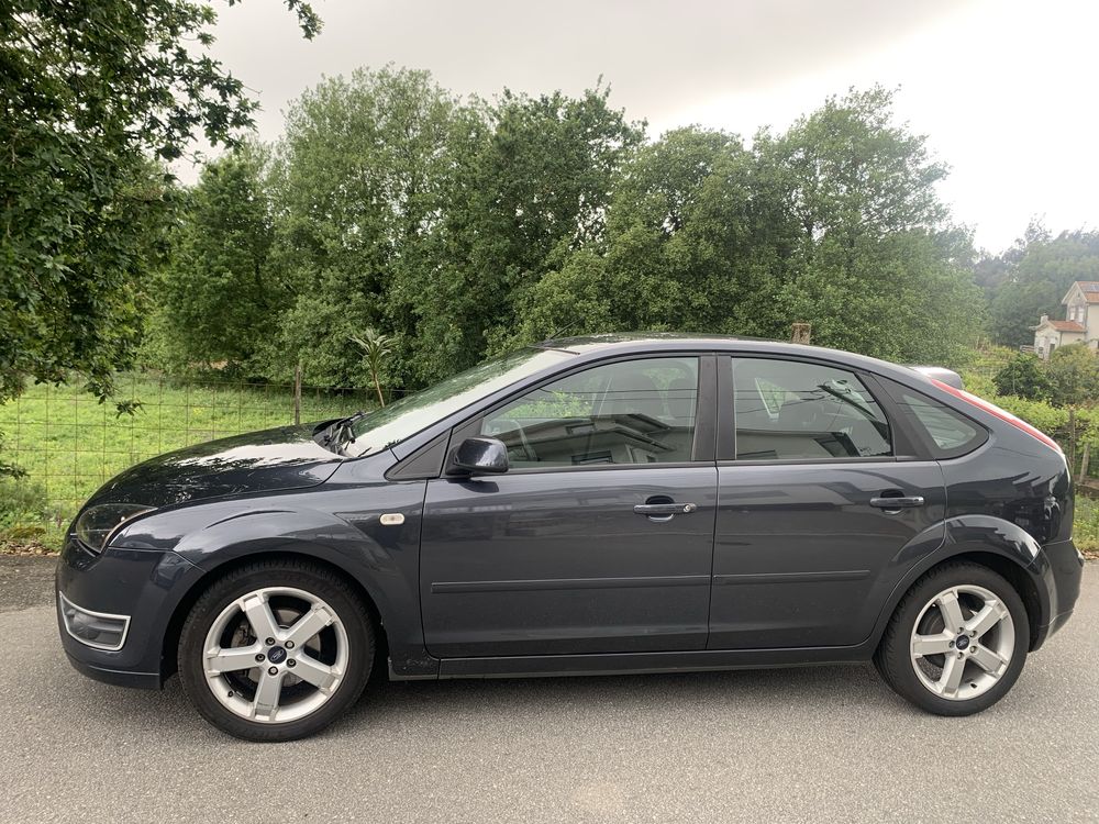 Ford focus em excelente estado