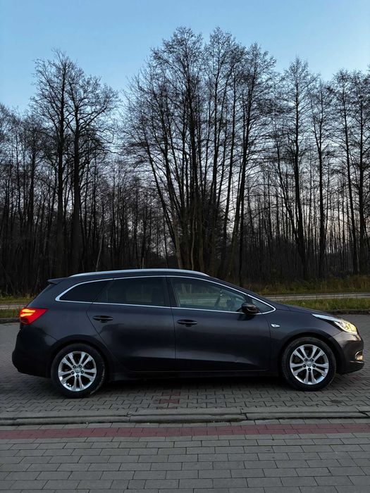 Kia Ceed II Kombi Bogada wersja 1.6 crdi