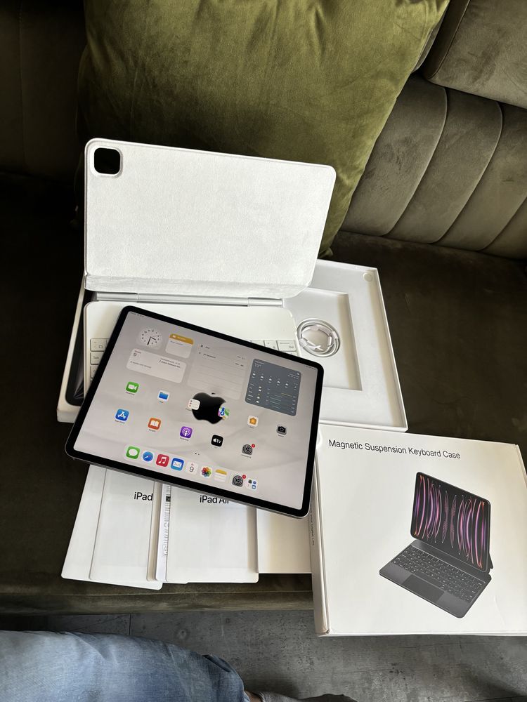 IPad Air 13 256GB Wifi+Cellular GW Prod 8MC/M2 2024/Magnetic!