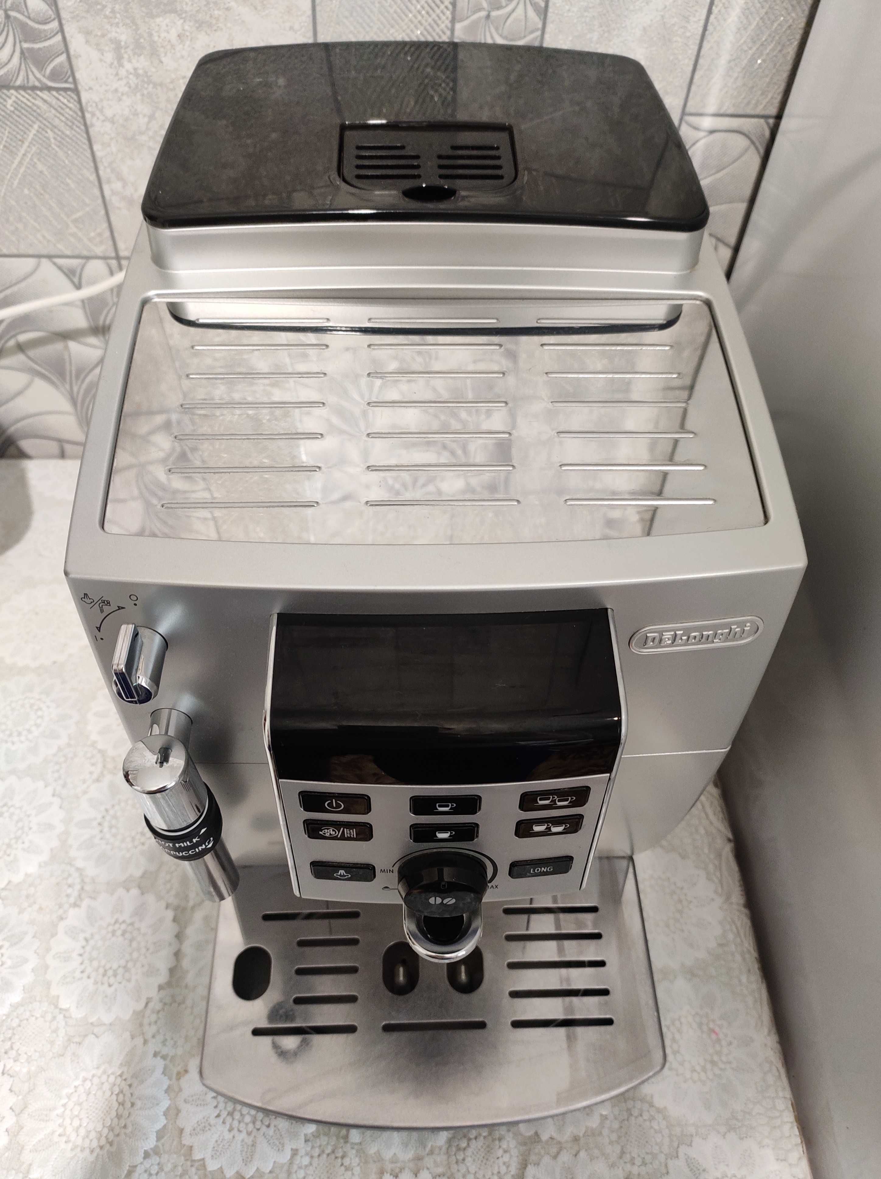 Кофеварка кофемашина delonghi ecam 25.120 кавоварка
