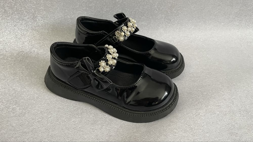 Туфлі для дівчинки розмір 32 устілка 19 см