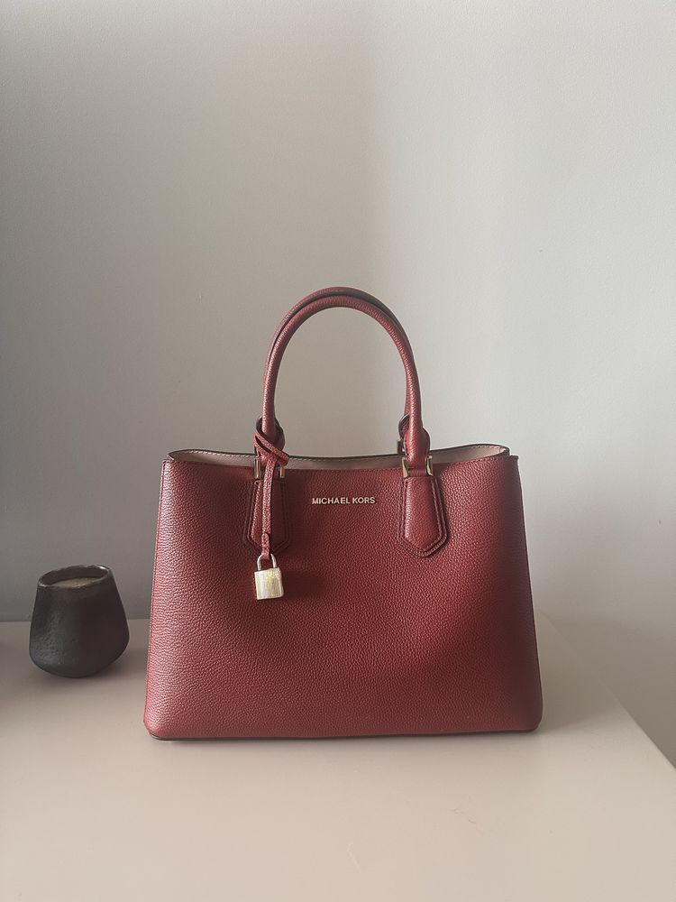 Mala Michael Kors bordeaux