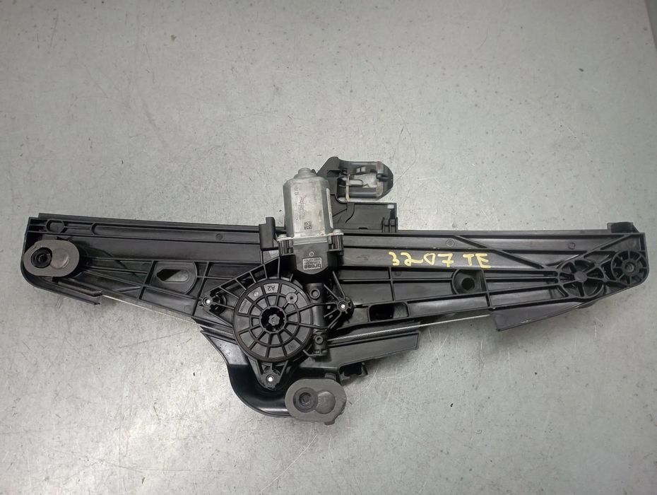 Elevador vidros trás esquerdo PEUGEOT 308 III
