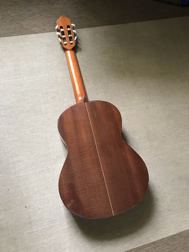Guitarra Alhambra 3C