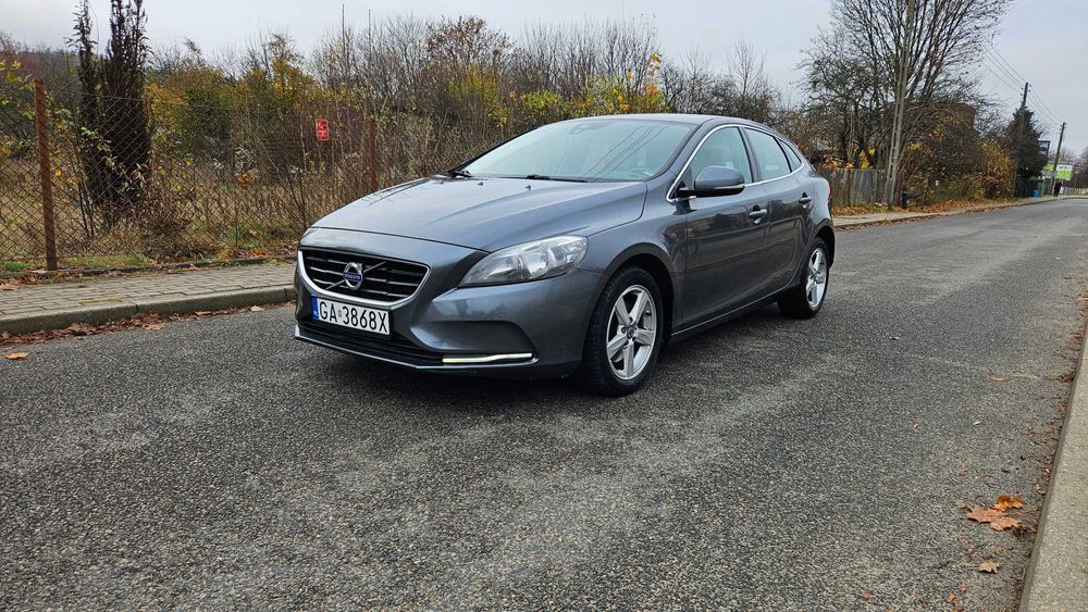 Volvo V40 1.6T Polski salon / 1 Właściciel / Klima / Kamera cofania