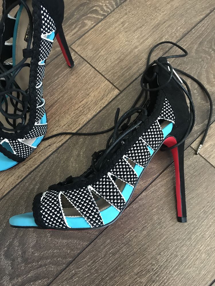 Buty sandaly szpilki 39 Carvela