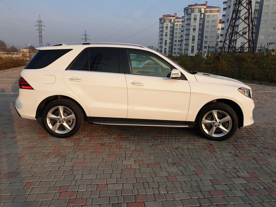 Продам Mercedes - Benz GLE - Class 2016