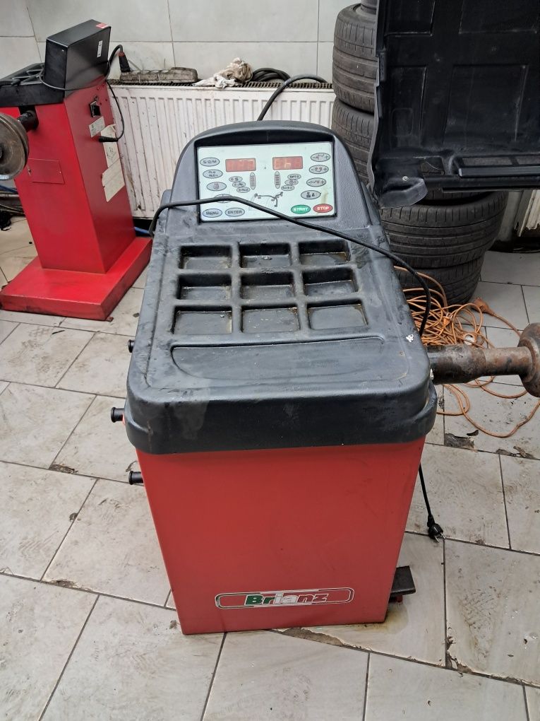 Wyważarka do Kół automatyczna ! Brianz ! Dobry Stan