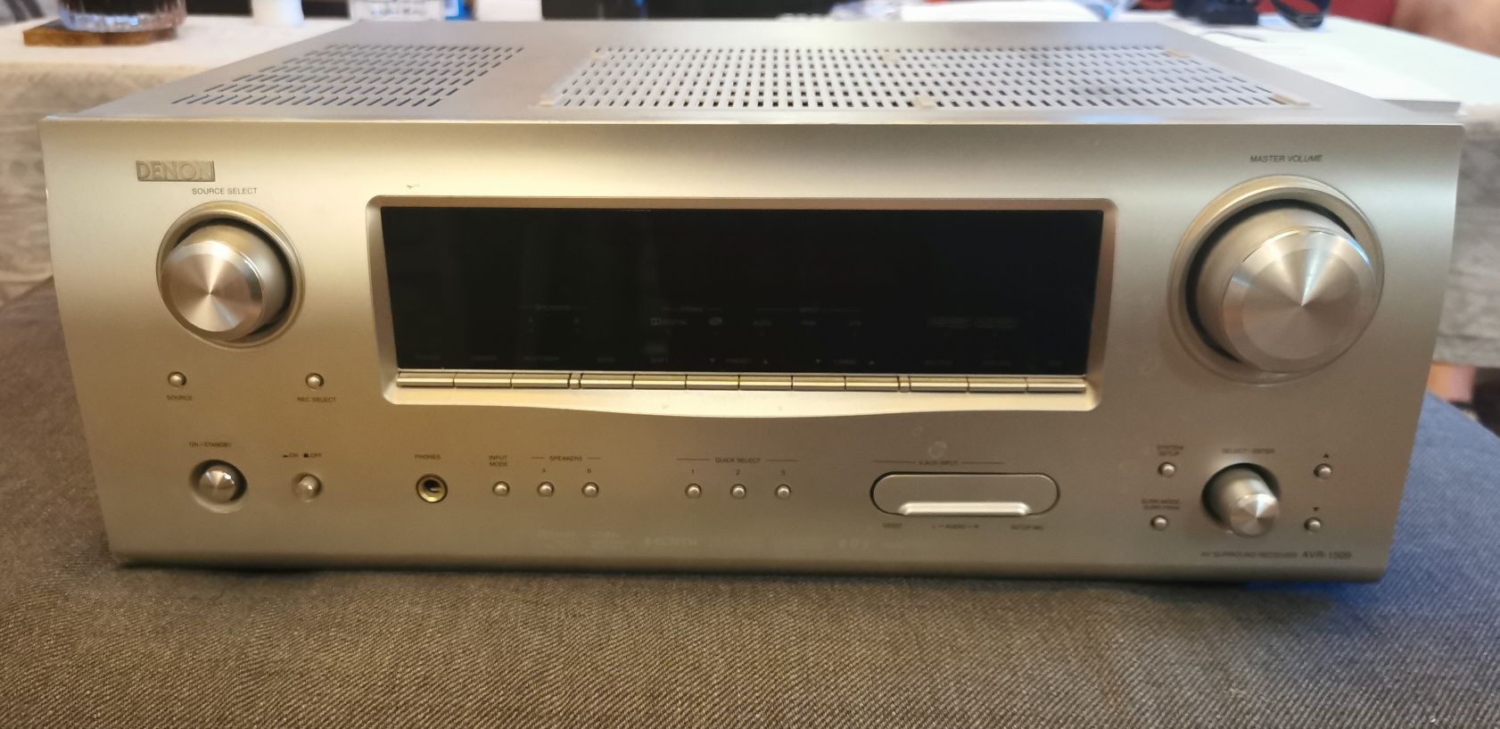 Amplituner Denon AVR 1509 uszkodzony