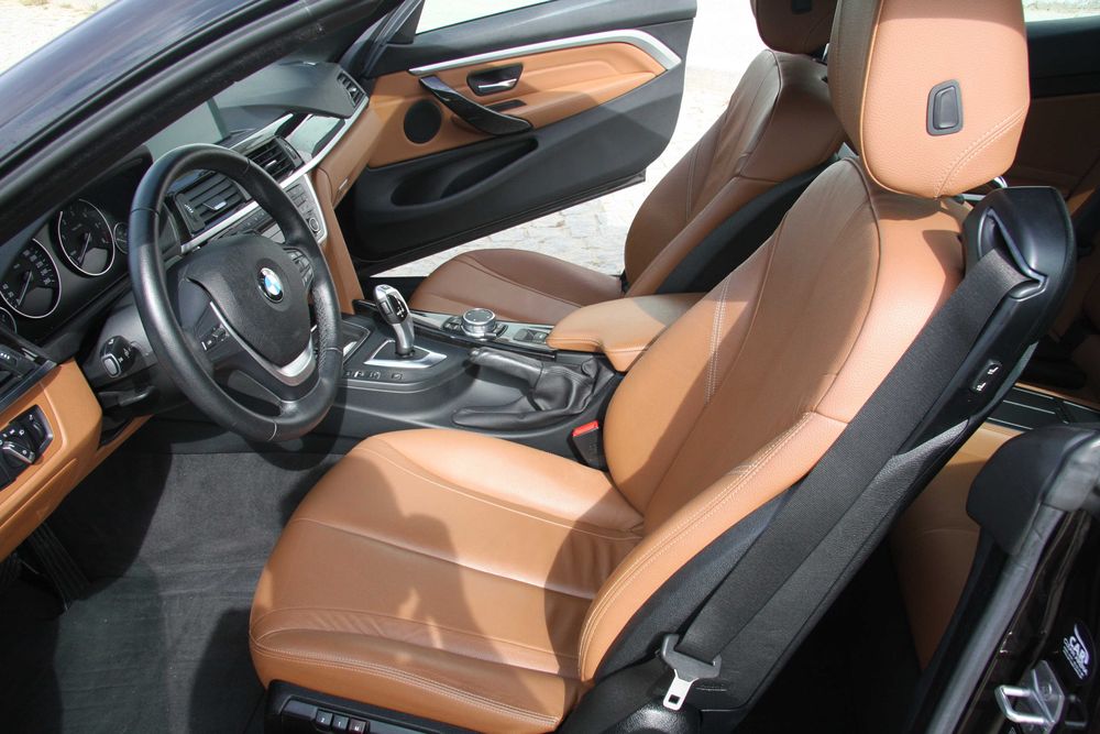 BMW 420 CABRIO - dx drive line Luxury Auto
27.990 €
Negociável