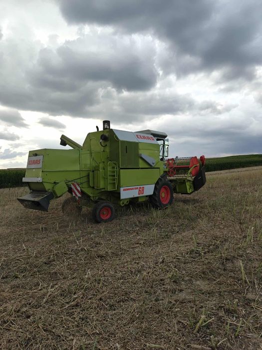 Claas dominator 68 ze stołem do rzepaku
