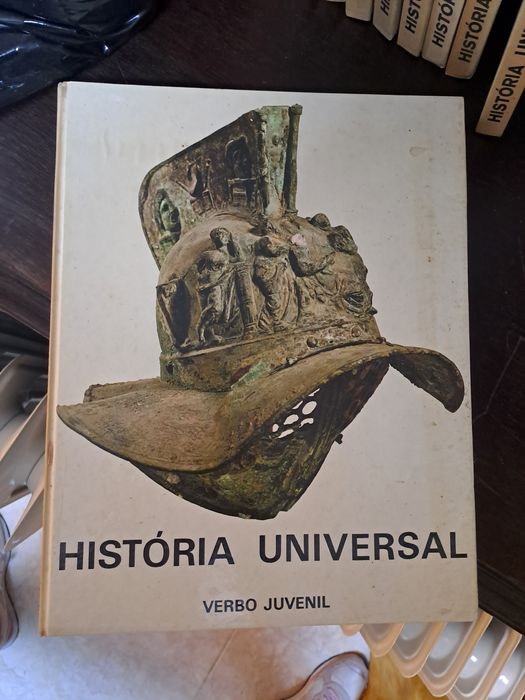 Coleção 12 livros antigos "História Universal" em Português