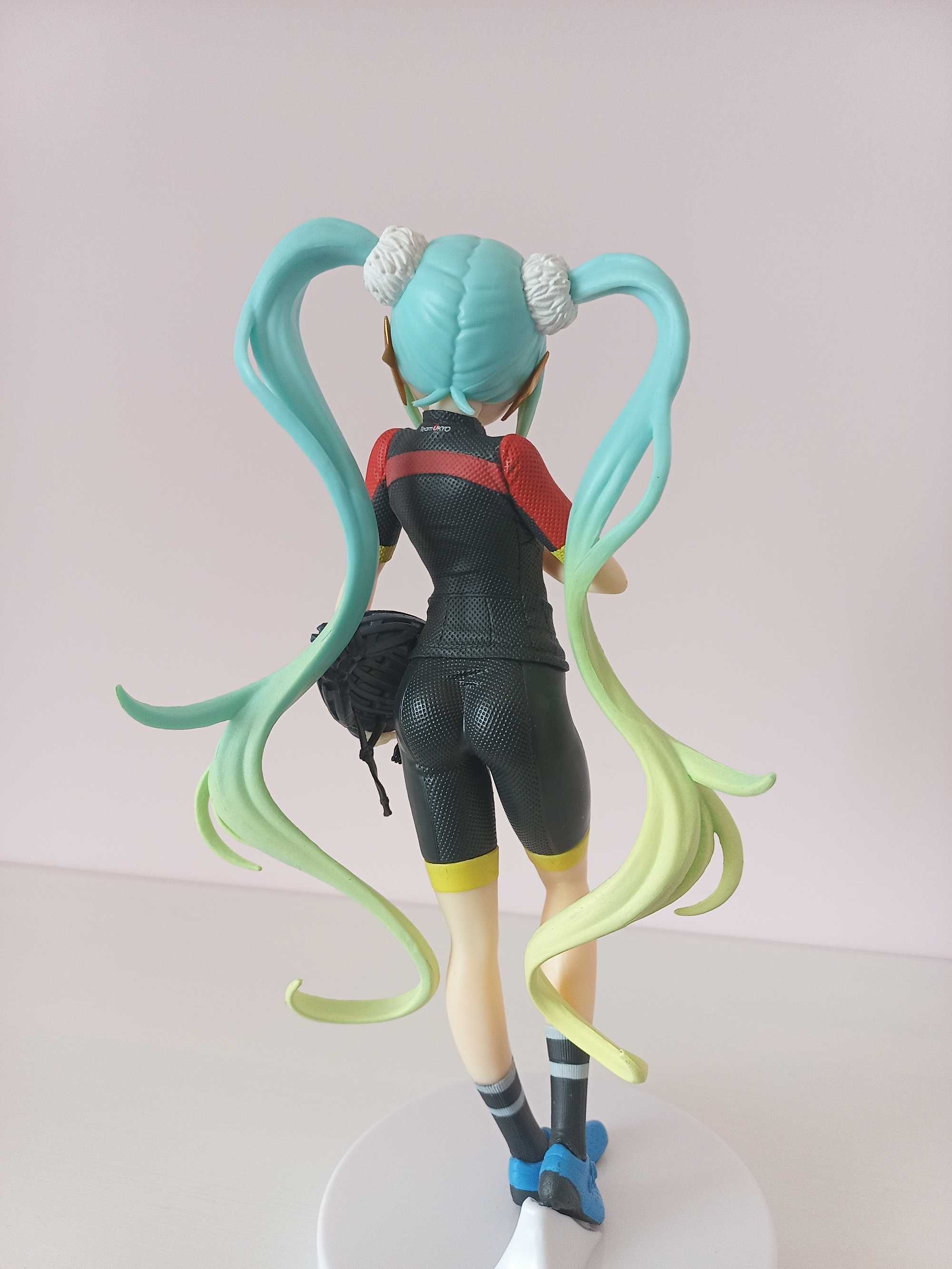 Racing Hatsune Miku 2018 Team - UKYO Figure