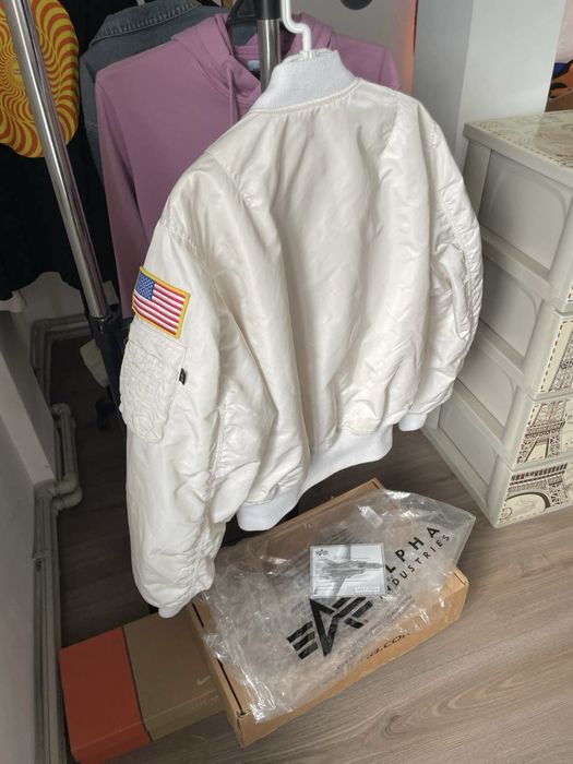 Куртка бомбер Біла NASA Alpha cp Industries Ma-1  wax rl
