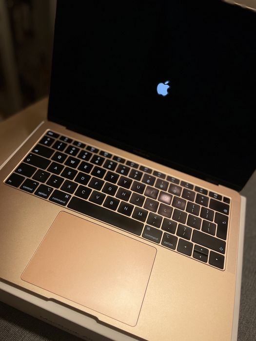 Macbook 12 + etui Apple Leather