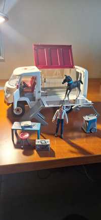 Mobilny weterynarz Schleich