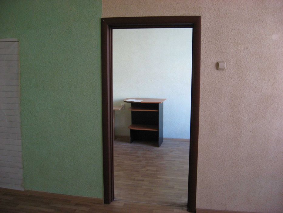 Сдается офис 40 кв.м 2 кабинета р-н пл.Пушкина в админ.здании.