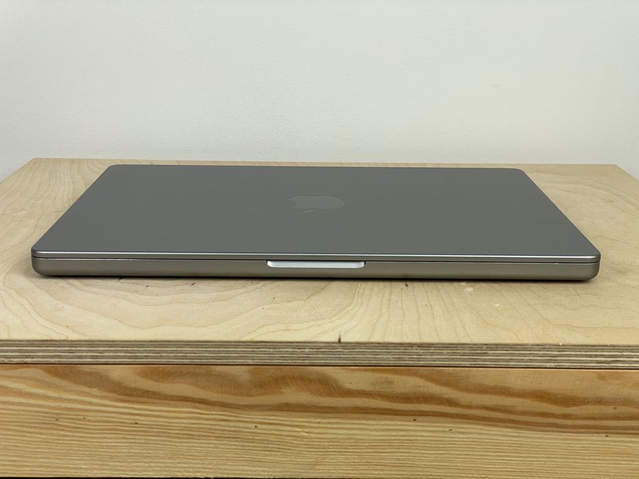 2023 MacBook Pro A2918 14" M3 16GB 512 GB