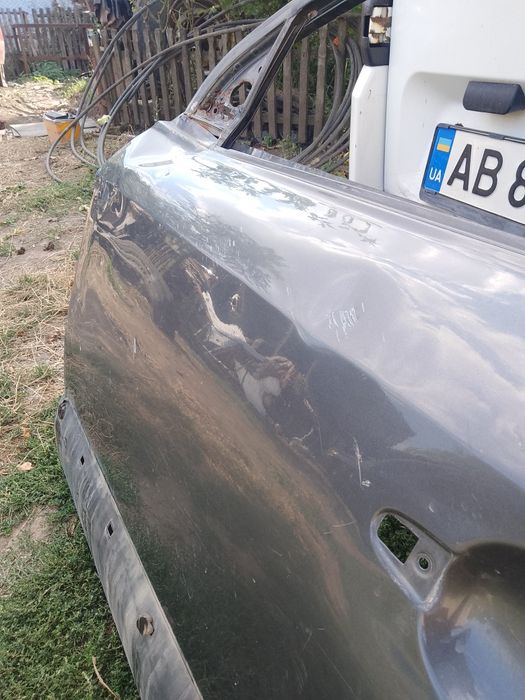 Двері Tucson 08 рік Hyundai