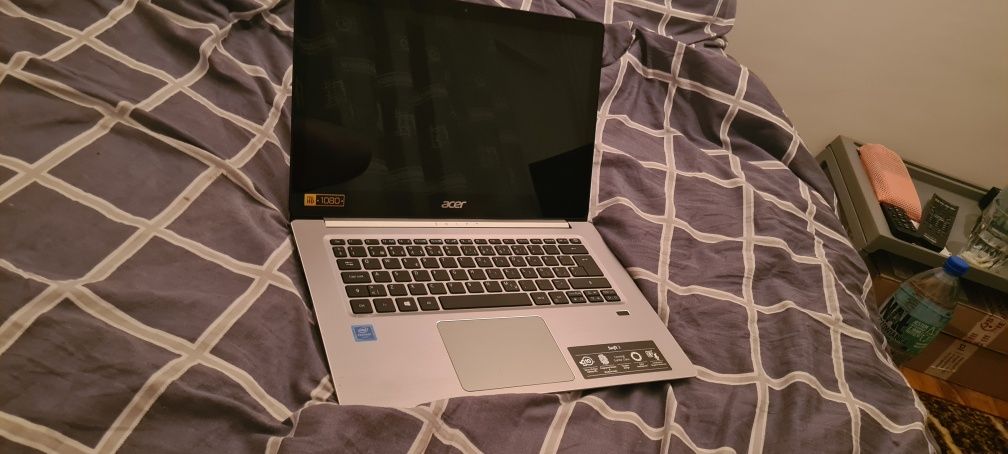 Acer Swift 3 / FHD / IPS / Igła