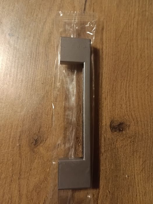 Uchwyt meblowy srebrny