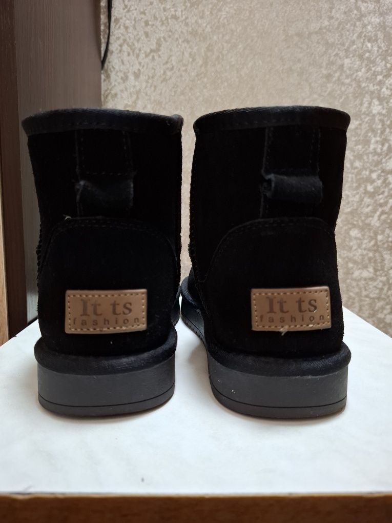 Угги замшевые низкие