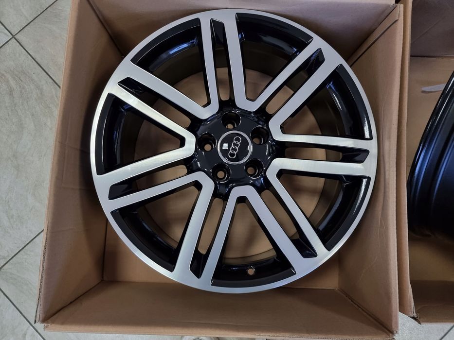 Czarne Felgi Audi Q7 A6 Rs6 S6 C7 A7 Rs7 20 Cali