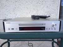 Odtwarzacz Yamaha CD-NT670D