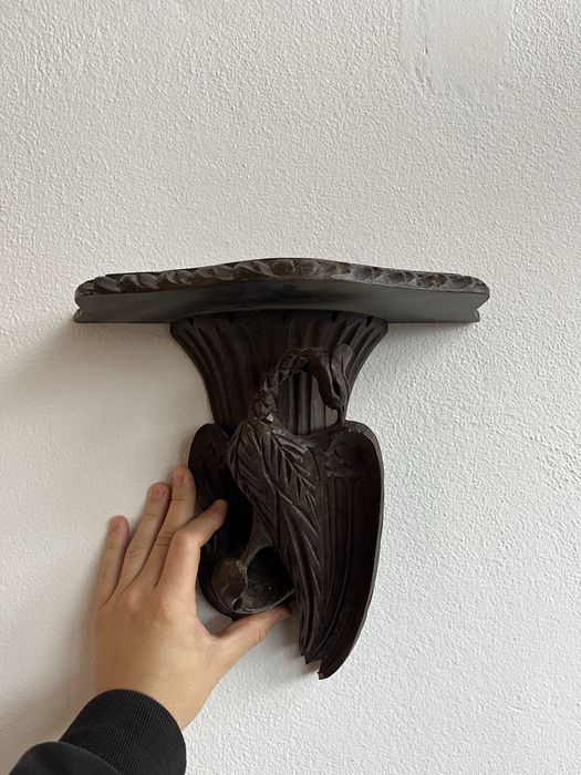 peanha mísula em madeira