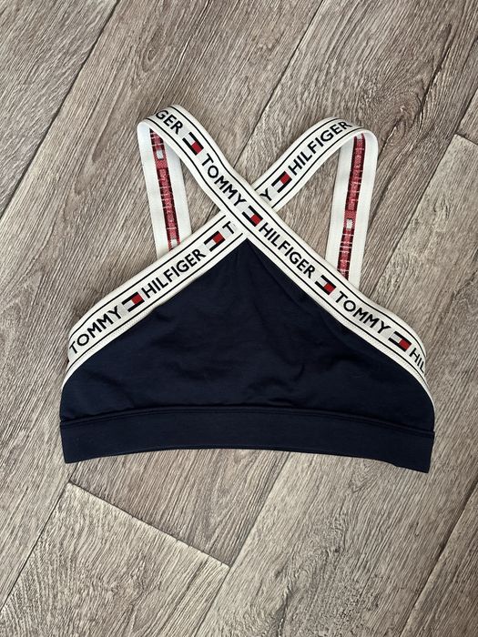 Бюстгальтер  Tommy Hilfiger.