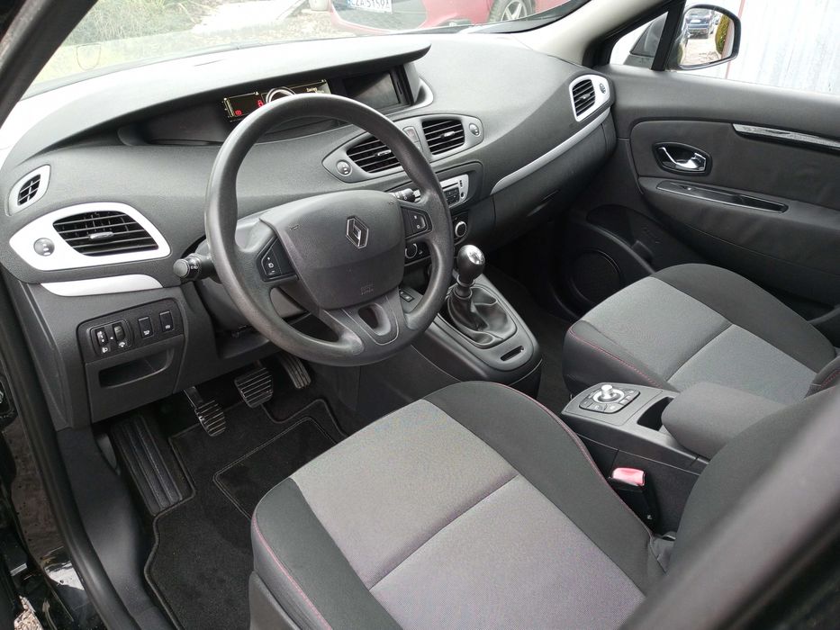 Renault Scenic III 1.5 Lift Diesel 110 KM