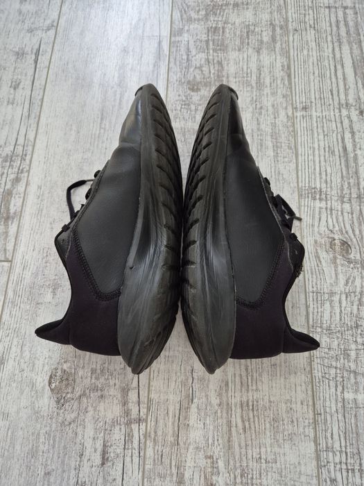 Adidas czarne adidasy dla chłopca 39 1/3