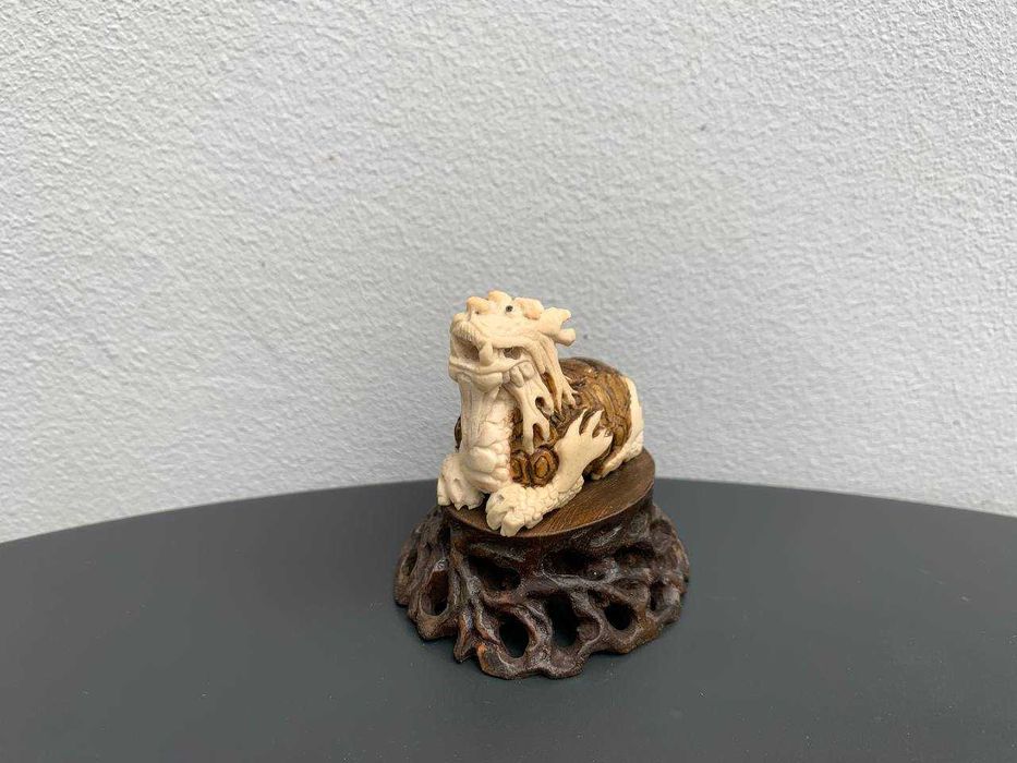 Авторська статуетка ′Черепаха-Дракон′ з кістки