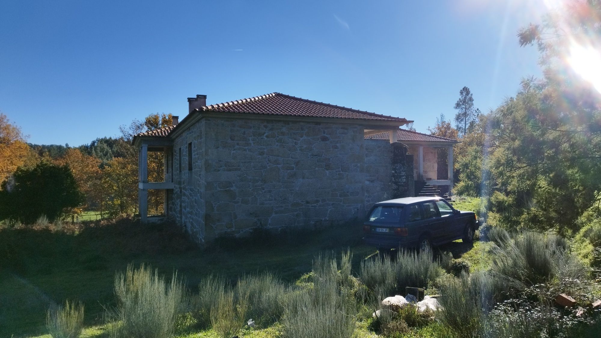 Quinta 7.2 hectares com casa de brasão e com capela