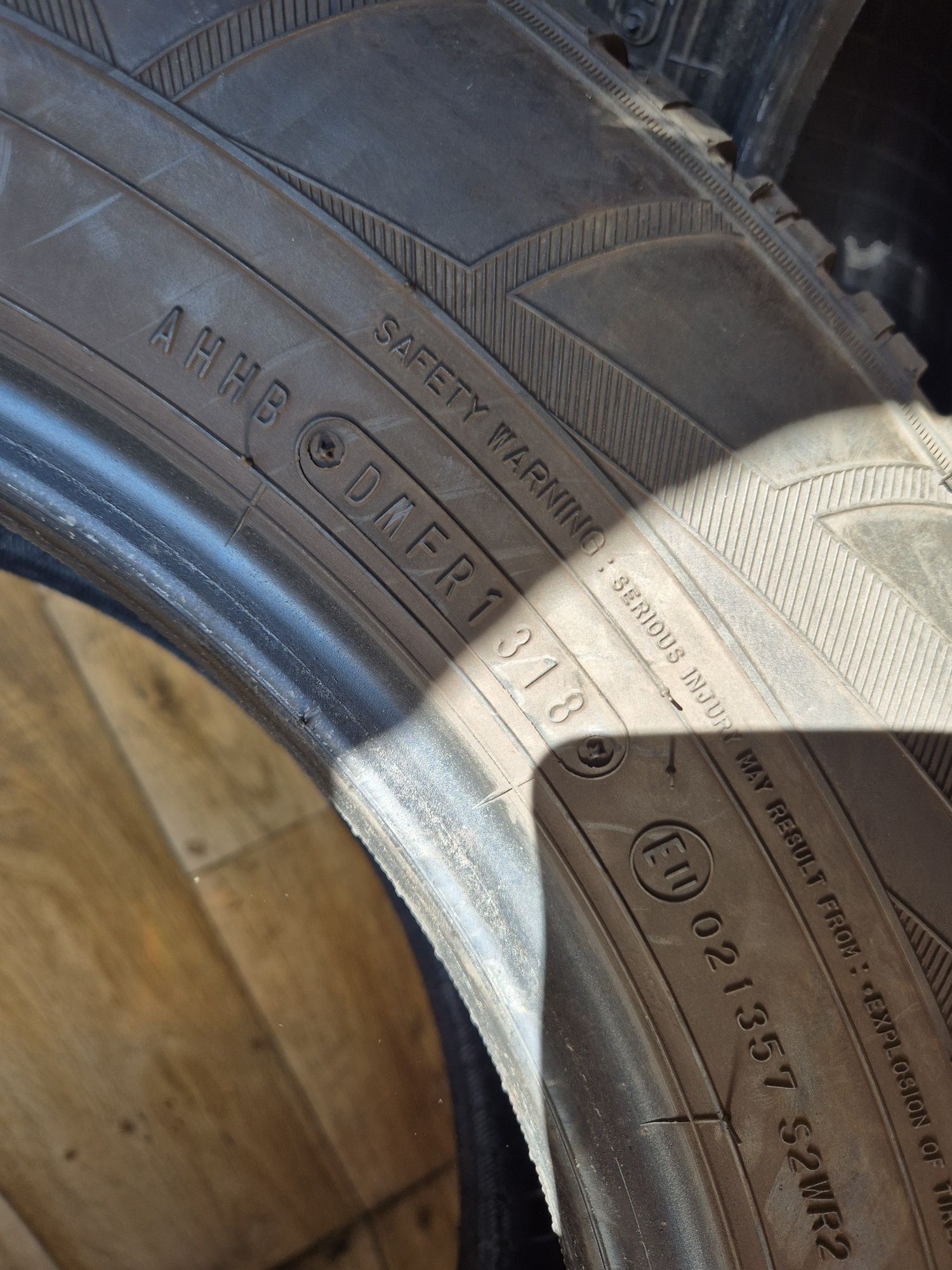 215/65/16 Falken para zima 8mm 18r