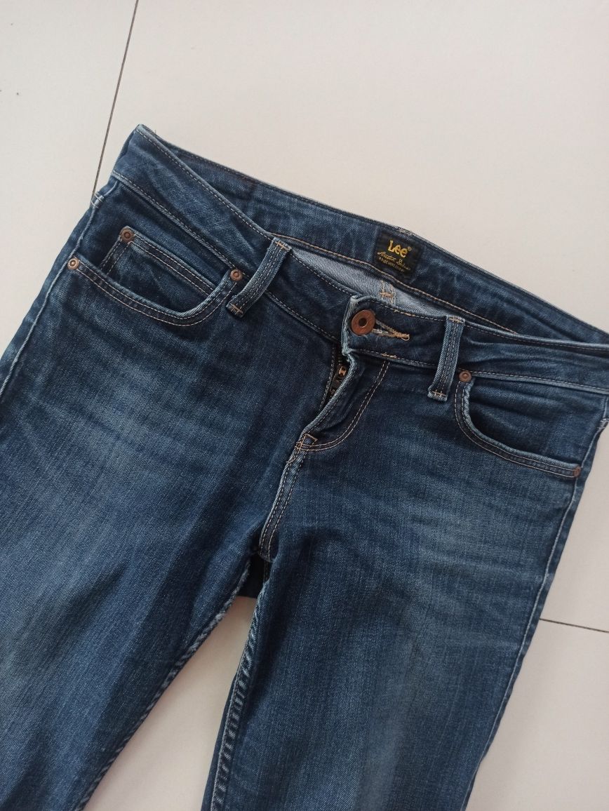 Jeansy Levis L 27 W 31 rurki granatowe