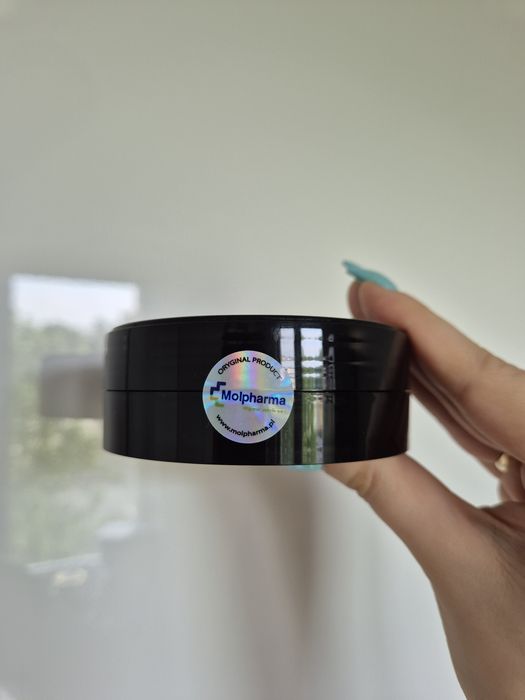 Maska borowinowa do twarzy i ciała