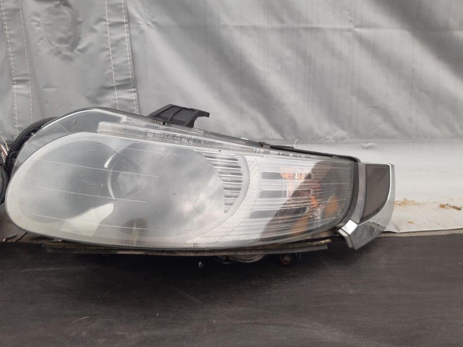 Lampa/ reflektor przedni  Saab 9 - 5 Lift