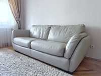 Італійський шкіряний диван SOFTALY , розкладний.