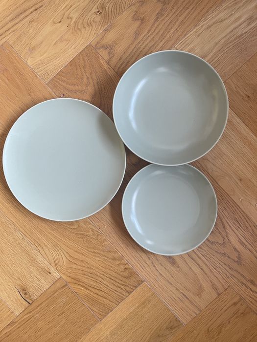 Oliwkowa zastawa IKEA- przeczytaj opis