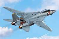 Academy 12590 samolot Grumman F-14 D Tomcat - "VF-2 Bounty Hunters"