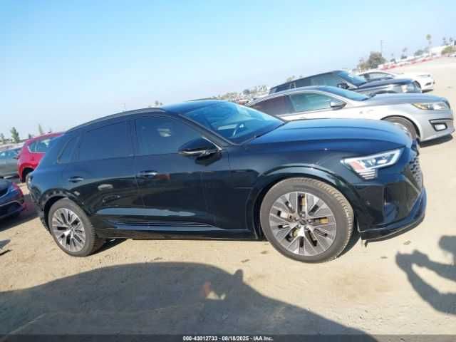 Audi Q8 e-tron Premium 2024