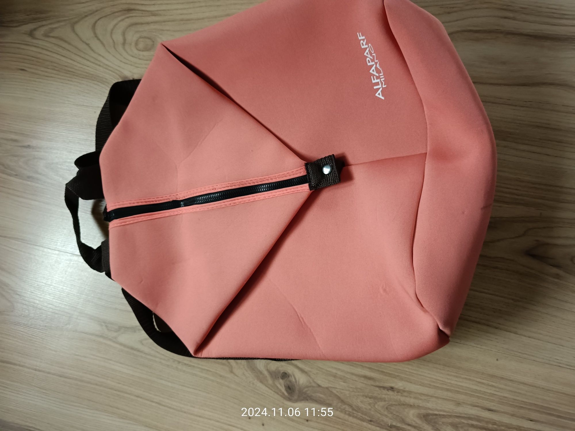 Plecak damski soft Shell  brzoskwiniowy