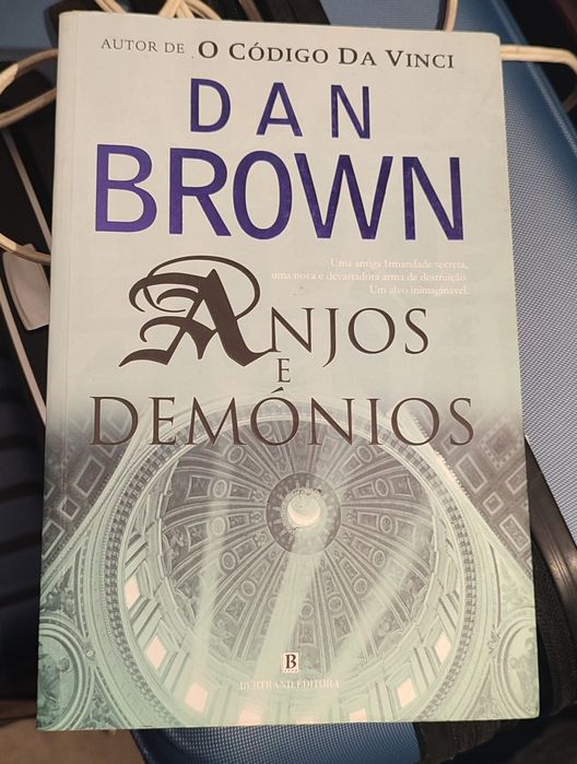 Livro Anjos e Demônios