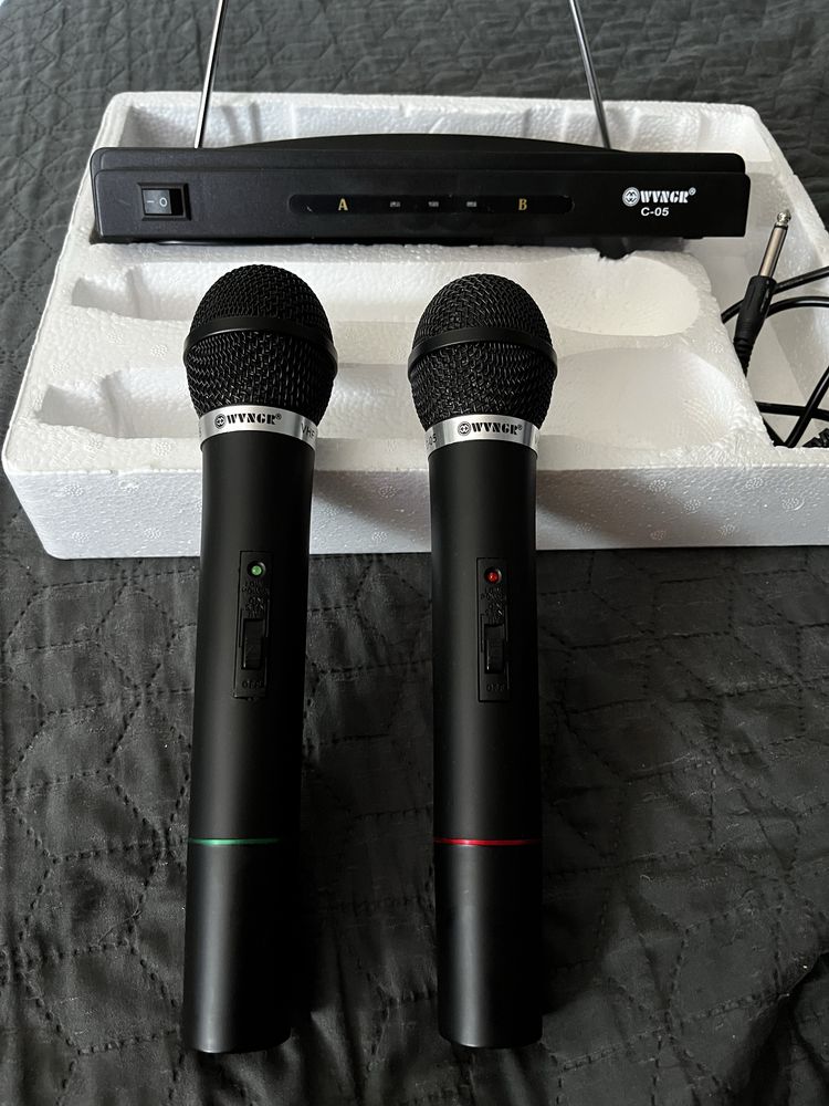 Zestaw mikrofonów bezprzewodowych do karaoke itd