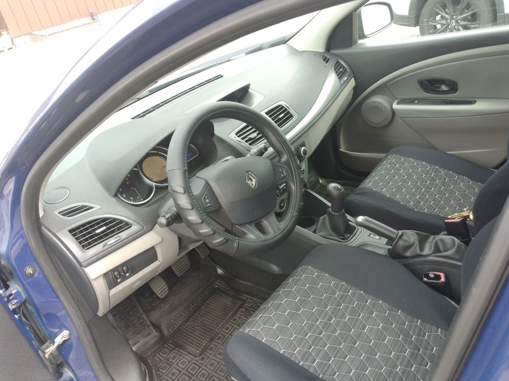 Продам Меган 1.5 Dci K9K