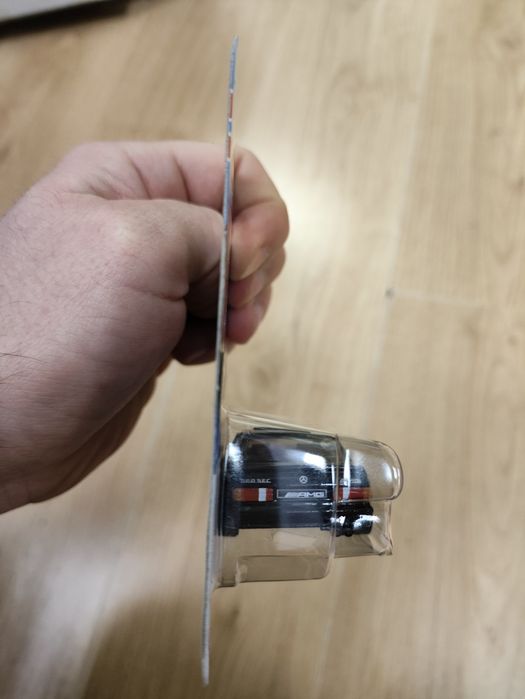 Hot Wheels 89 Mercedes-Benz 560 Sec AMG