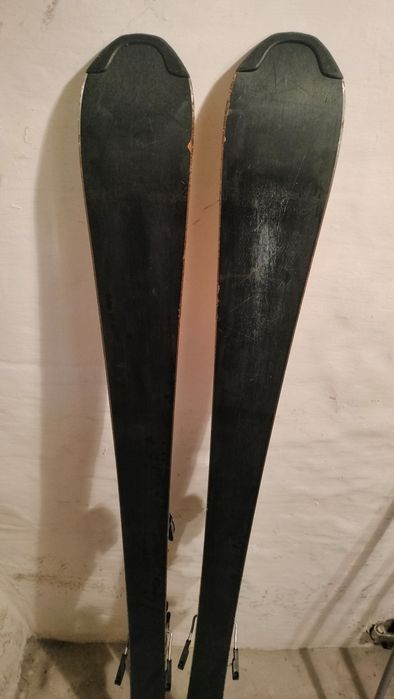 Narty zjazdowe Salomon z zapięciem 158