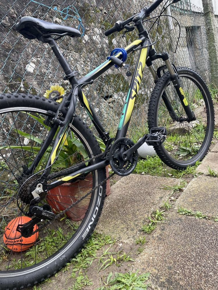 Bicicleta usada bem estimada 7 mudancas sem quequer problema
