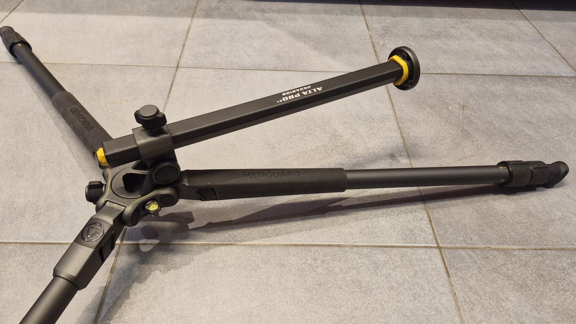 Statyw Vanguard Alta Pro 2+ SAME NOGI plus pokrowiec